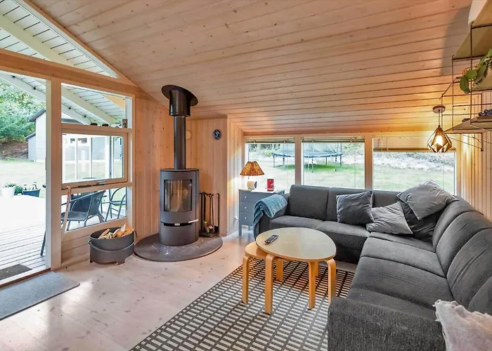 Semesterbostad 13346-hojby-digevaenget-8 *